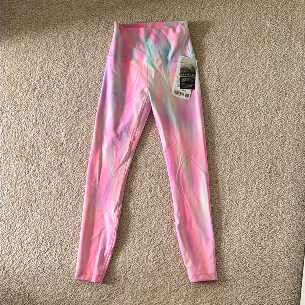 Lululemon Psychedelic Wash Wunder Train